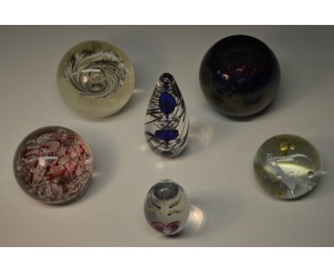 Paperweights - David Dodd red and white twist weight, signed and dated 2006; clear glass weight with bubbles and amber swirl,