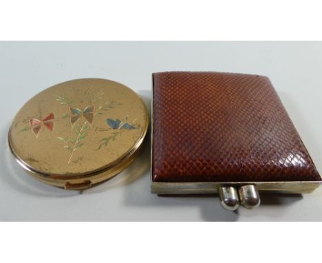 A Vintage Ladies Circular Compact and Square Purse Compact 