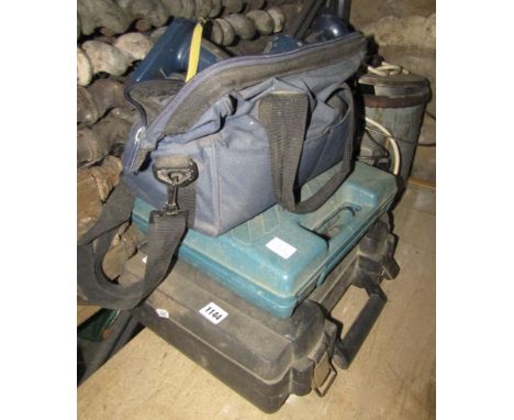 A Barlow Whitney electric glue pot, a cased Makita mains rechargeable drill 9.6 v 6095D, a cased Erbauer 14.4v mains recharge