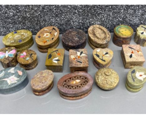 Tray containing 17 vintage hand carved soapstone lidded trinket boxes