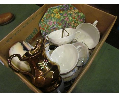 Mixed china including Carltonware, Wedgwood, Wade, Susie Cooper etc.