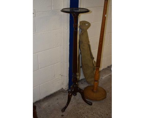 Mahogany plant stand with circular top, fluted column and tripod base