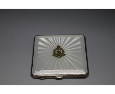 A HALLMARKED SILVER AND GUILLOCHE ENAMEL COMPACT FOR THE ROYAL ARMY MEDICAL CORPS BY DEAKIN & FRANCIS - BIRMINGHAM 1939,  hav