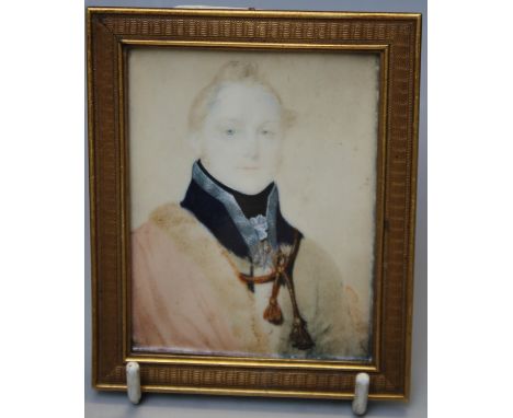 AN EARLY 19TH CENTURY PORTRAIT STUDY OF A GEORGIAN OFFICER, unsigned, framed and glazed, 8 x 6 cm