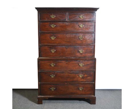 George III mahogany chest on chest, dentil and cavetto cornice, two short and six long graduating drawers, bracket feet, widt