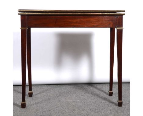 Mahogany fold-over card table, brass edging and outlines, tapering supports with spade terminals, width 79cm, depth 40cm, hei