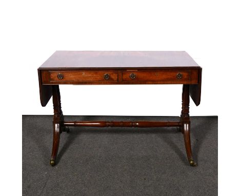 Reproduction mahogany sofa table, rectangular top with two drop leaves, turned column supports, splayed legs, 105x61cm, heigh