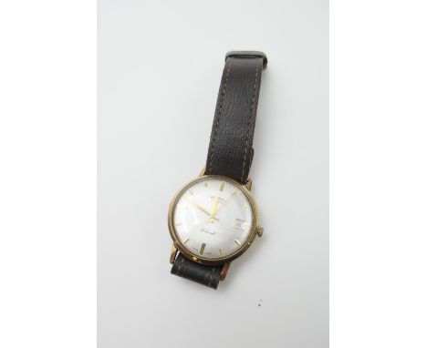 Rotary 9ct gold gent's wristwatch, circa 1967, champagne coloured dial with baton numerals, date aperture, 21 jewel manual mo
