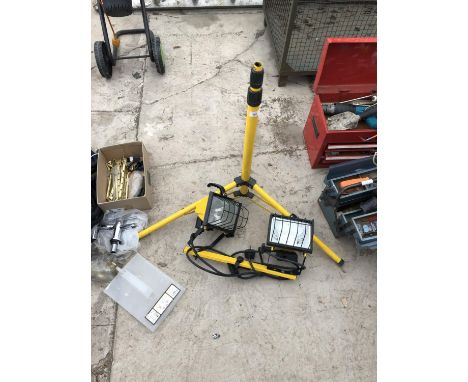 A TRIPOD LIGHT STAND 