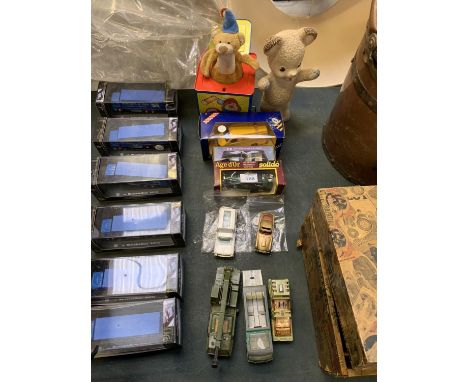 THREE BOXED VINTAGE MODEL CARS TO INCLUDE CORGI FORD TRANSIT VAN, SOLIDO AND MATCHBOX TOGETHER WITH OTHER VINTAGE TOYS AND MO