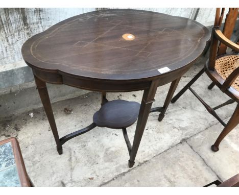 AN INLAID MAHOGANY SIDE TABLE WITH LOWER SHELF 