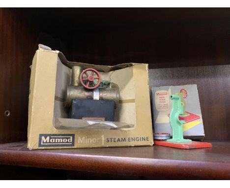 MIXED ITEMS - BOXED MAMOD MINOR 1 STEAM ENGINE AND BOXED MAMOD MODEL POWER PRESS, BOXED MINICHAMPS FORD MONDEO, GUINNESS TRAI