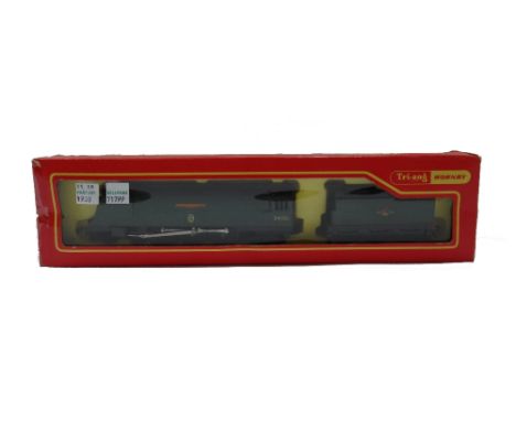 Three Hornby OO gauge locomotives; R.834 'Queen Mary', R.3565 'Winston Churchill' and R.871 'City of Edinburgh', all boxed (3