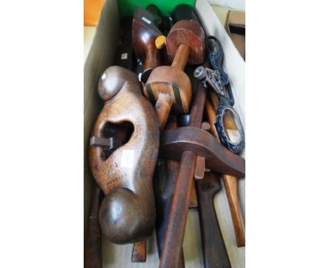 A quantity of vintage hand tools, including; a Prestons steel draw plane, a beech and brass inset draw plane, two fruitwood u