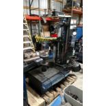 Hunter Auto34 Tire Changer (Year Mfg: 2010) (1 x Your Bid)