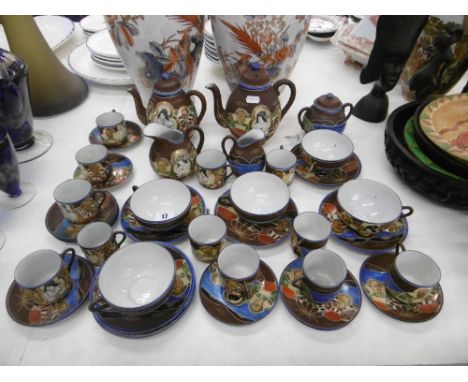 A Japanese egg shell tea service