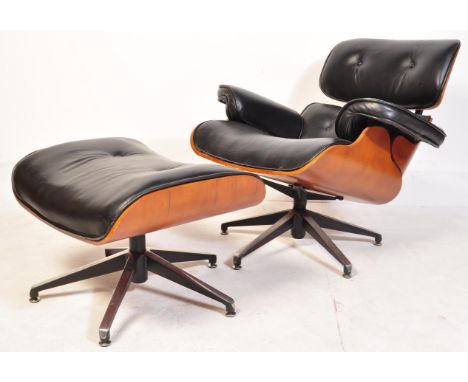 After Charles &amp; Ray Eames - Herman Miller - Lounge Chair - A late 20th century Eames style retro vintage large swivel acc