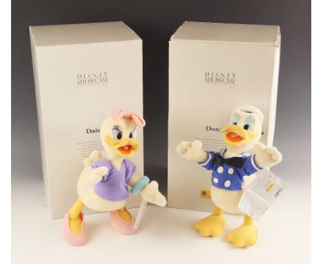 A boxed Steiff limited edition Disney Showcase Collection "Donald", numbered 1201 of 3000, with button, tag and certificate, 