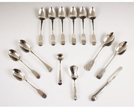 A set of six Victorian silver fiddle pattern teaspoons, Robert Wallis, London 1847, with initialled monogram to terminal, 13.