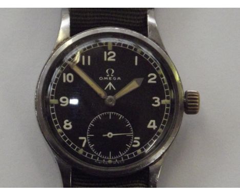 A rare 1940's Omega British RAF military, pilots manual wind wristwatch, dated 1940's
Special mat black dial with heavy radiu