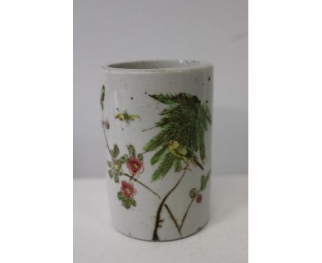 A Chinese ceramic brush pot 10cm tall 
