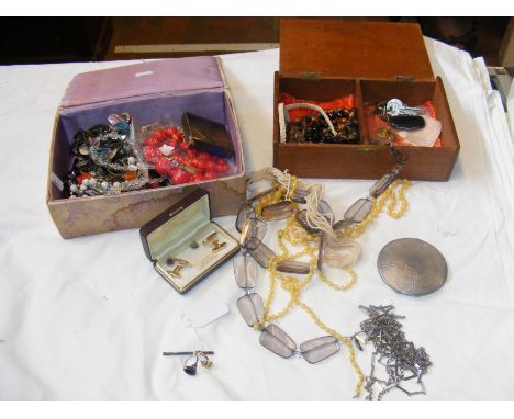 A 9ct gold dress ring, a sterling silver compact and assorted costume jewellery including necklaces, in two trinket boxes