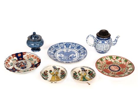 Decorative Ceramics. A modern Chinese blue and white teapot in the 18th-century style, with eight rows of calligraphy to one 