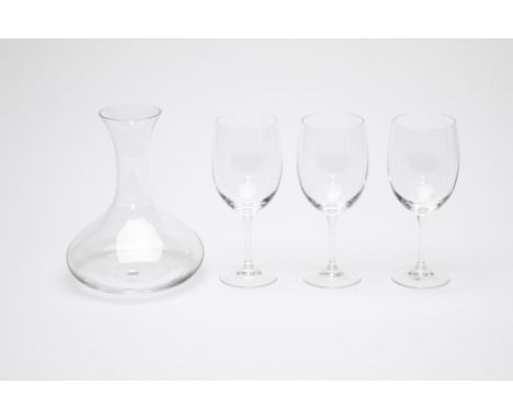 AN ENOTECA DECANTER AND GLASSES
With three large  red wine glasses, marked 'Enoteca'
Decanter: 25cm high
Condition: For a con