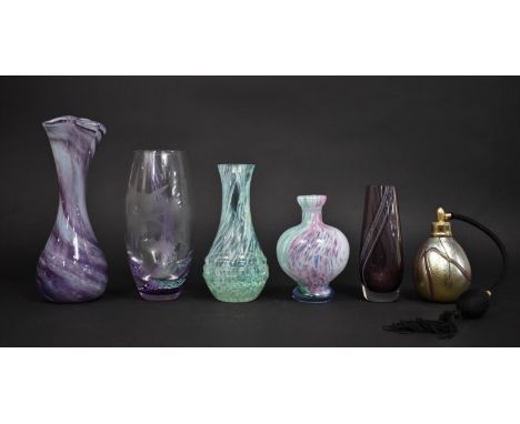 A Collection of Various Studio Glass to comprise Caithness Vases, Alum Bay Glass Iridescent Perfume Atomiser 