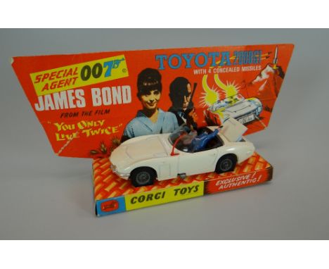 A BOXED CORGI TOYS NO.336 JAMES BOND TOYOTA 2000GT