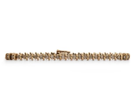 DIAMOND TENNIS BRACELET, set with round brilliant cut diamonds totalling approximately 2.00 carats, in nine carat goldQty: 14