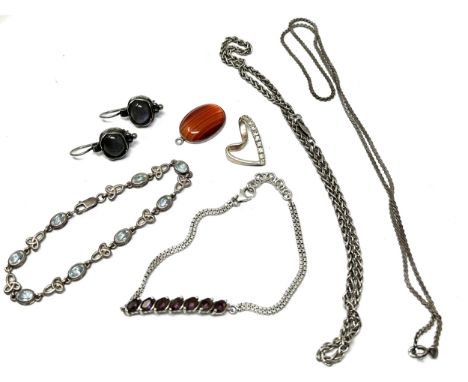 Selection of vintage silver jewellery inc necklace chains gem set bracelets earrings etc weight 58g
