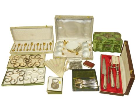 A Dupont gold plated lighter, together with a selection of plated ware etc. Condition reports are not available for our Inter