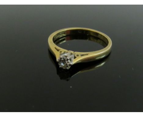 An 18ct gold diamond solitaire ring, 0.20ct approx. Size J/K, 2.5g