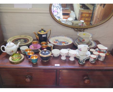 Masons jardiniere pattern bowls, plates and serving ware, a gilt and polychrome coffee service, Royal Worcester Roanoke tea s