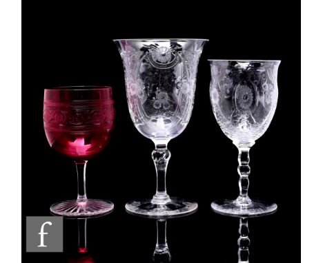 Thomas Webb &amp; Sons - An early 20th Century clear crystal drinking glass, the bell form bowl with polished intaglio decora