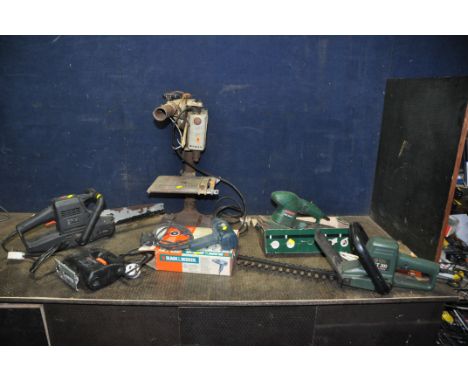 SIX ITEMS OF POWER TOOLS including a Bosch PSS 240A sander, a Black and Decker GT200 hedge trimmer, Black and Decker CD700 he