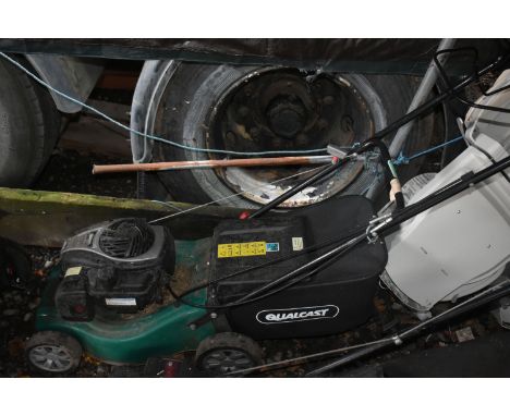 A QUALCAST 41CM SELF PROPELLED PETROL LAWNMOWER (condition report: engine turns, untested any further)