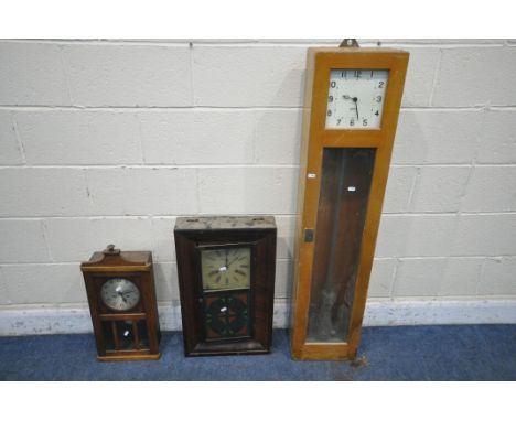 A MID CENTURY BEECH CASED GENTS OF LEICESTER CLOCK, with pendulum and instruction manual, width 29cm x depth 19cm x height 12