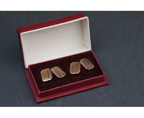 A cased pair of Art Deco engine turned sterling silver 9ct gold front cufflinks. 