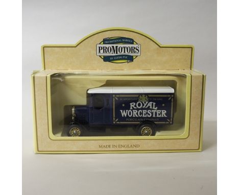 Promotors Royal Worcester van, boxed