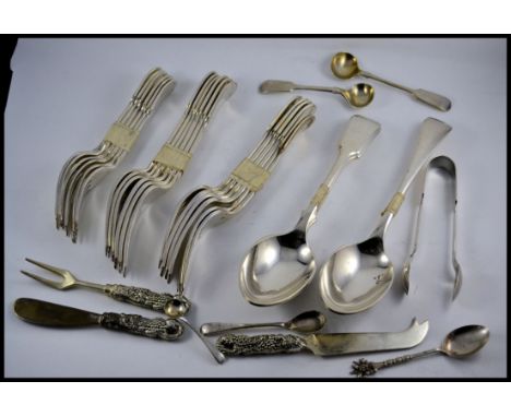 A good collection of 20th century silver plated flatware. To include knives, forks,