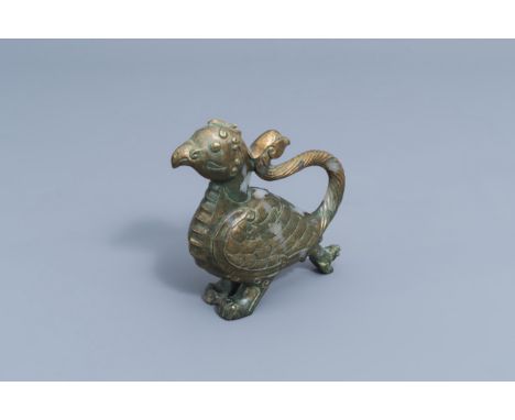 Full title: A Chinese partly gilt jade or hardstone bird, 19th/20th C.Description: H 19,2 - L 19,6 cmCondition:Please contact