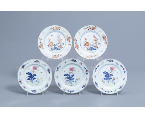 Full title: Five Chinese Imari style and famille rose plates with cranes and floral design, Kangxi/QianlongDescription: Dia.: