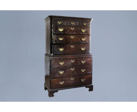 Full title: A George I Cuban mahogany chest-on-chest or tallboy, first half of the 18th C.Description: H 178,5 - L 114,5 - D 