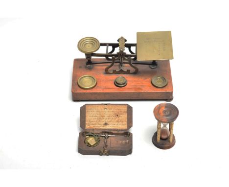 Scales,  18th Century Samuel Read, Aldersgate, London pocket jeweller's scales, with some weights, in mahogany case with cant