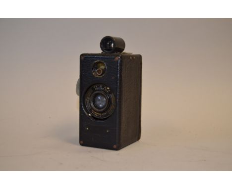 Ansco Memo 35mm Box Camera, shutter working, body G, elements G 