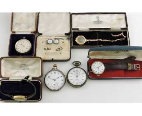 A gentlemen's 9ct gold cased wristwatch, the white enamel dial with subsidiary second set out in Arabic numerals and fitted w