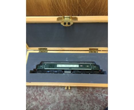 BACHMANN BRANCHLINE DEISEL LOCO IN WOODEN BOX.   C