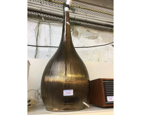 BULBOUS LAMP.     F5